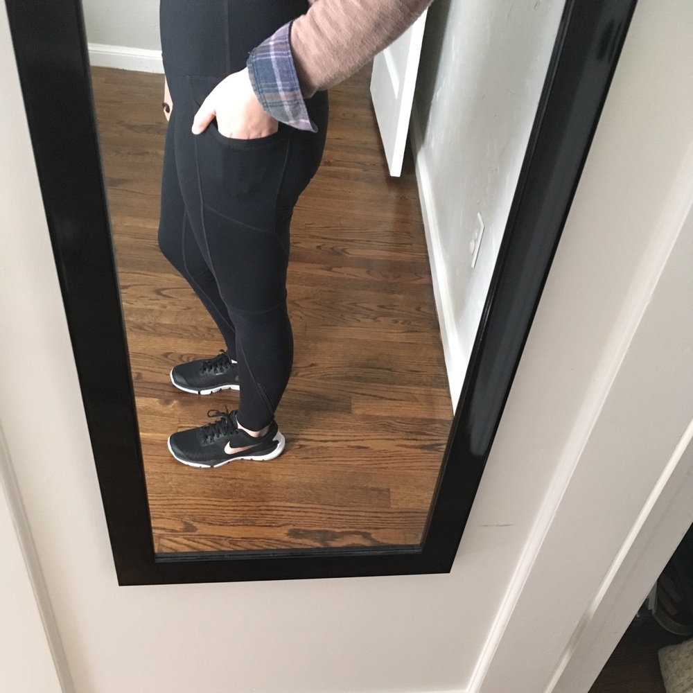 NEW Athleta Chaturanga Tights / Yoga Pants - Picture 6 of 6